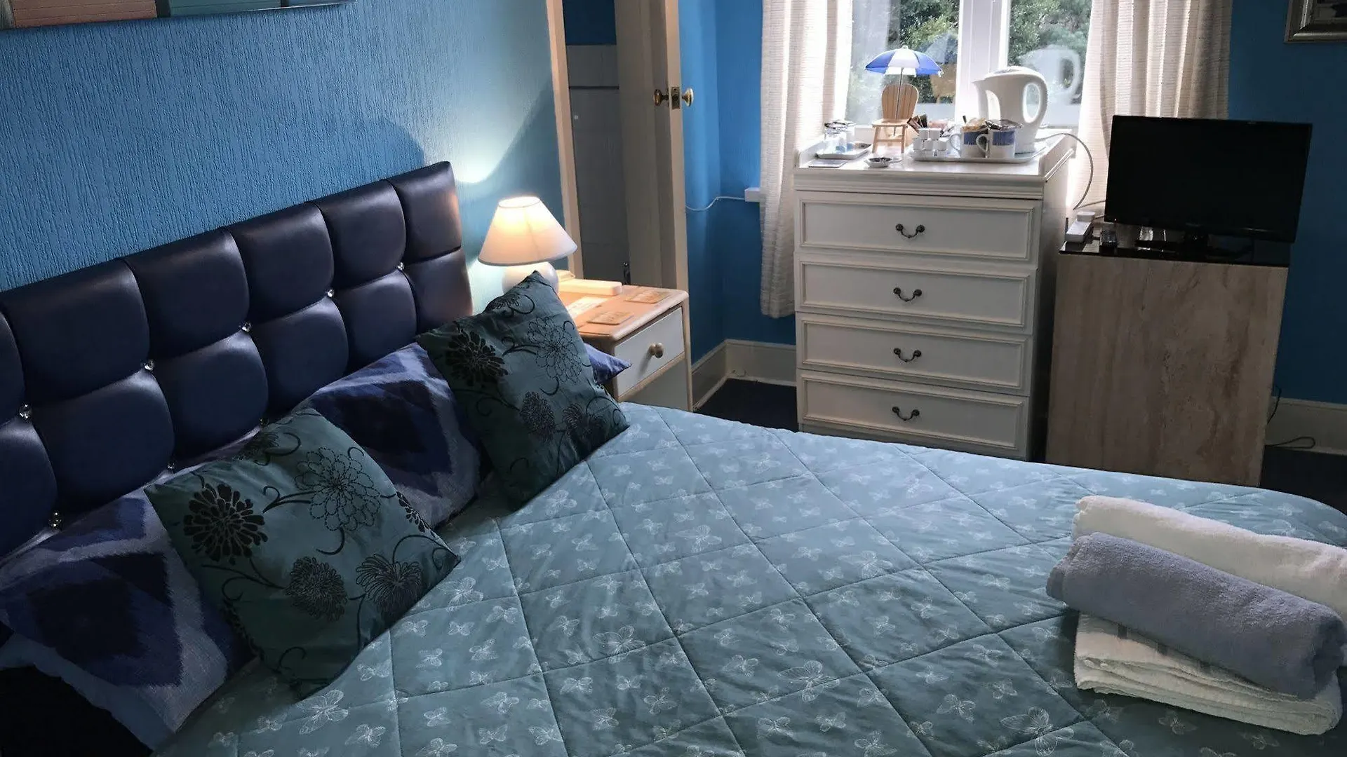 Oda ve Kahvaltı Lea Hurst B & B Bournemouth